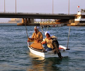 Mohammed Rashed Buali, The Good Omen, 2009, film still. Produced by Bahrain Film Production. Written by Fareed Ramadan. Courtesy of Mohammed Rashed Buali.