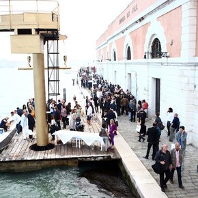 The Future of a Promise Launch, Venice, 1 June 2011. Image courtesy and © www.alexmaguirephotography.com.