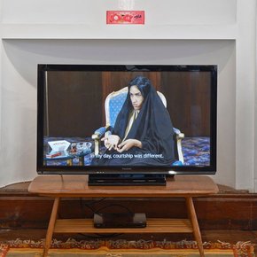 <em>Trade Routes</em>, installation view, Hauser & Wirth, London, England, 2013