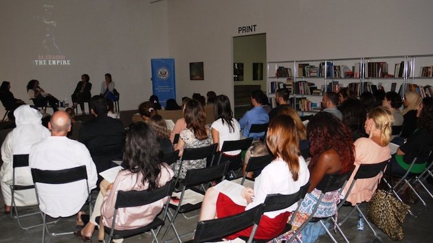 Where do we go from here? Women in Contemporary Arab Art panel, Maisoon Al Saleh, Sama Alshaibi, Salwa Mikdadi, Isabella Ellaheh Hughes, Traffic, Dubai, 2012. Courtesy of the U.S. Embassy Abu Dhabi, Public Affairs Section. 