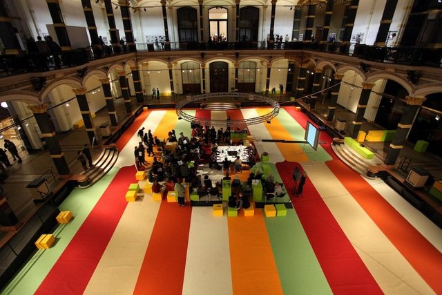 TASWIR exhibition, 2009-10, installation view, Martin-Gropius-Bau, Berlin. Seminar with Sarat Maharaj, Oliver Schneller, Oleg Grabar, Khalid Amine, Shulamit Bruckstein &Ccedil;oruh, among others. Photograph by Di Mackey. Courtesy ha&rsquo;atelier.