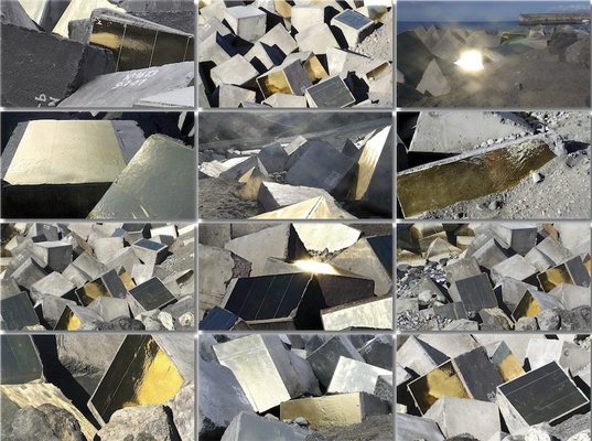 <p>Hassan Darsi</p><p><em>Or d'Afrique</em>, 2008</p><p>Golden adhesive on concrete blocks</p><p>Courtesy of the artist</p>&nbsp;