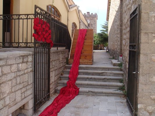 <p>Khaled Alhamzah</p><p>2010</p><p>Textile, wood and metal</p><p>Courtesy of the artist</p>&nbsp;