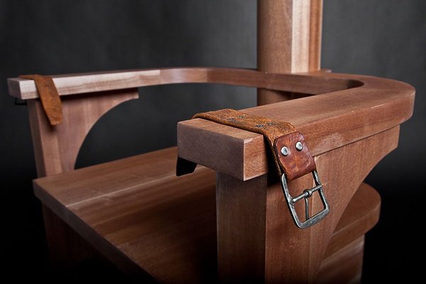 <p>Sama Alshaibi</p><p><em>vs. The Ruler, </em>2011</p><p>Detail of male throne, wood, leather, brass, speakers, sound, variable dimensions</p><p>Nadour Collection</p><p>Image courtesy of the artist and Lawrie Shabibi</p>&nbsp;