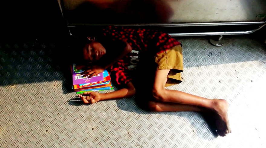 Video still, Daily Routine, 2012 &ndash; ongoing, Incidents of the Paradoxical Gaze.