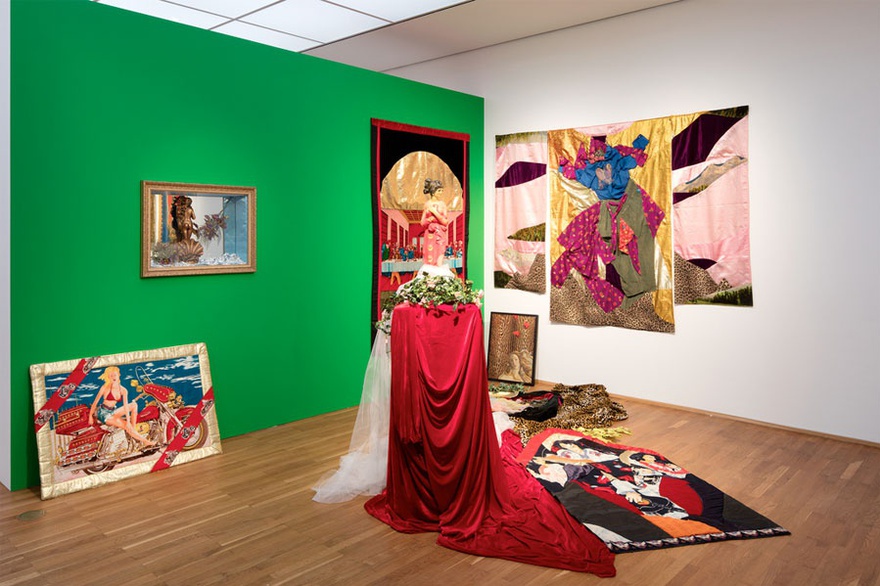 Gülsün Karamustafa, Chronographia, Installation view, Hamburger Bahnhof – Museum für Gegenwart – Berlin.