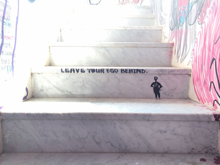 Studio Lucha&rsquo;s staircase message: &lsquo;Leave your ego behind&rsquo; by Dalia Fatani.